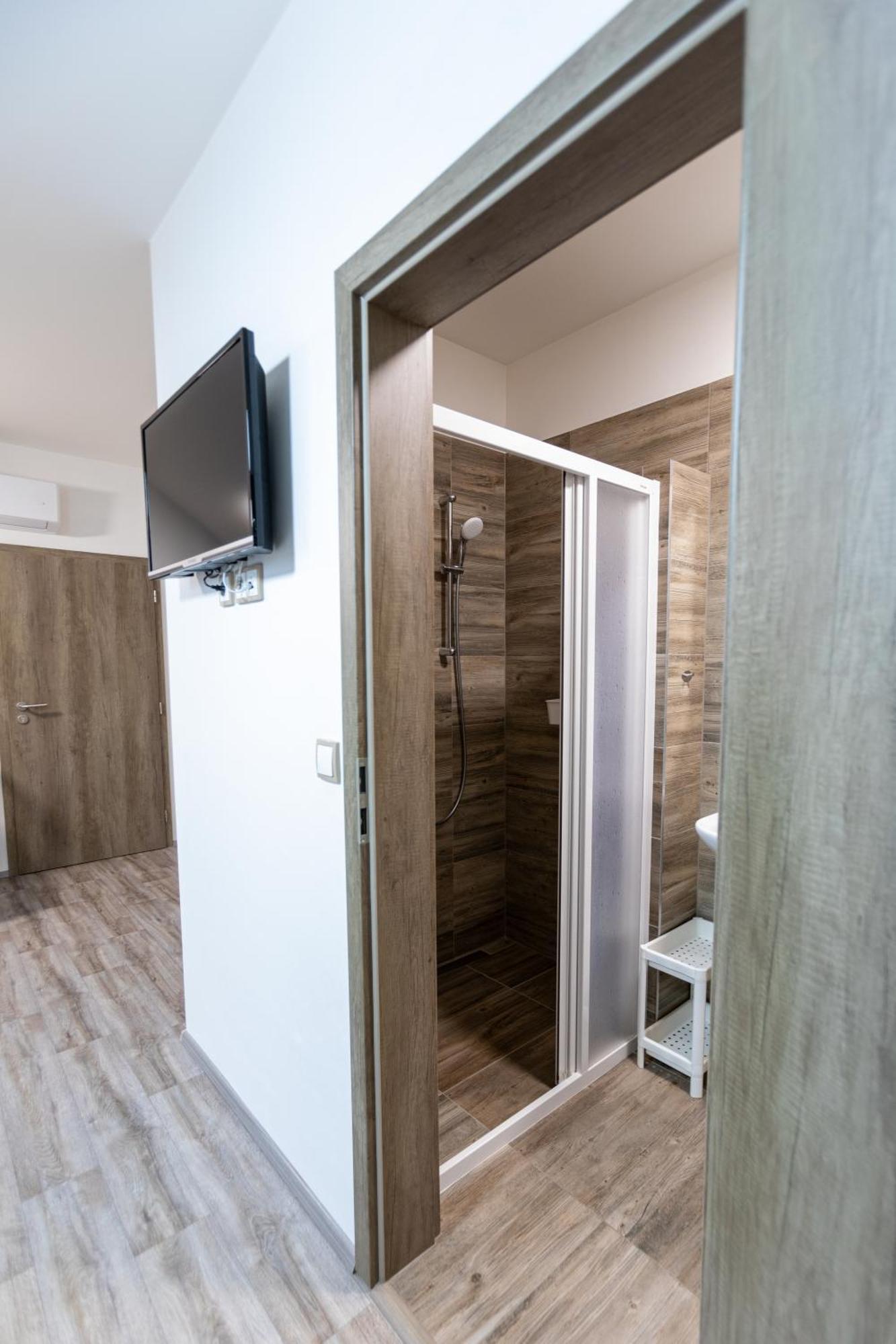 Apartmany Za Dvorem Velke Pavlovice Ngoại thất bức ảnh