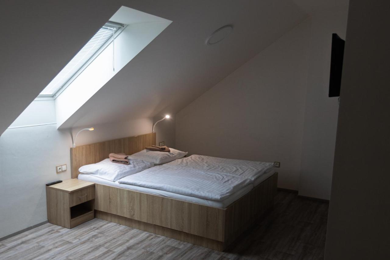 Apartmany Za Dvorem Velke Pavlovice Ngoại thất bức ảnh